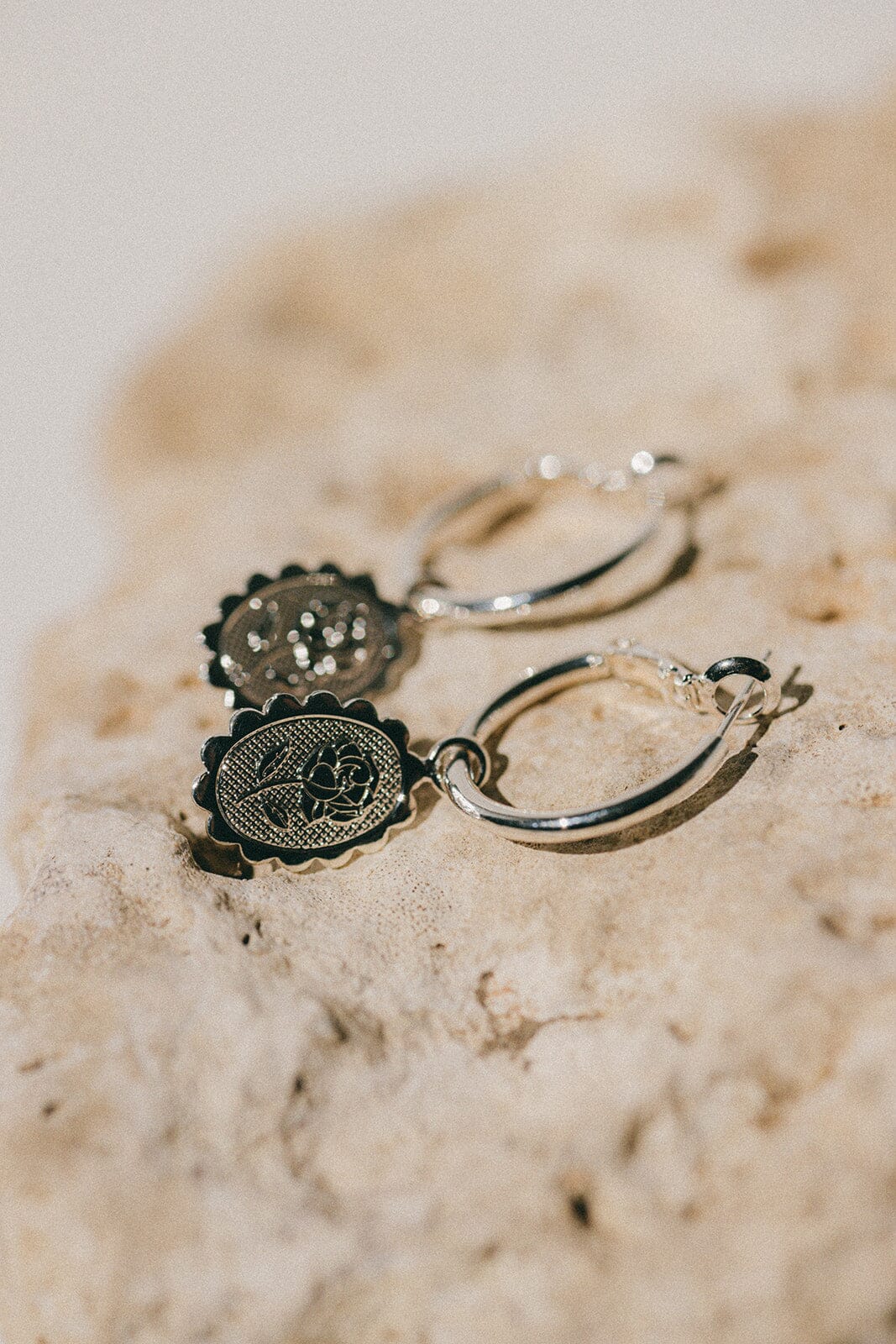 Mini Créoles Thémis Colombes Argent Boucles d'Oreilles Monsieur Simone