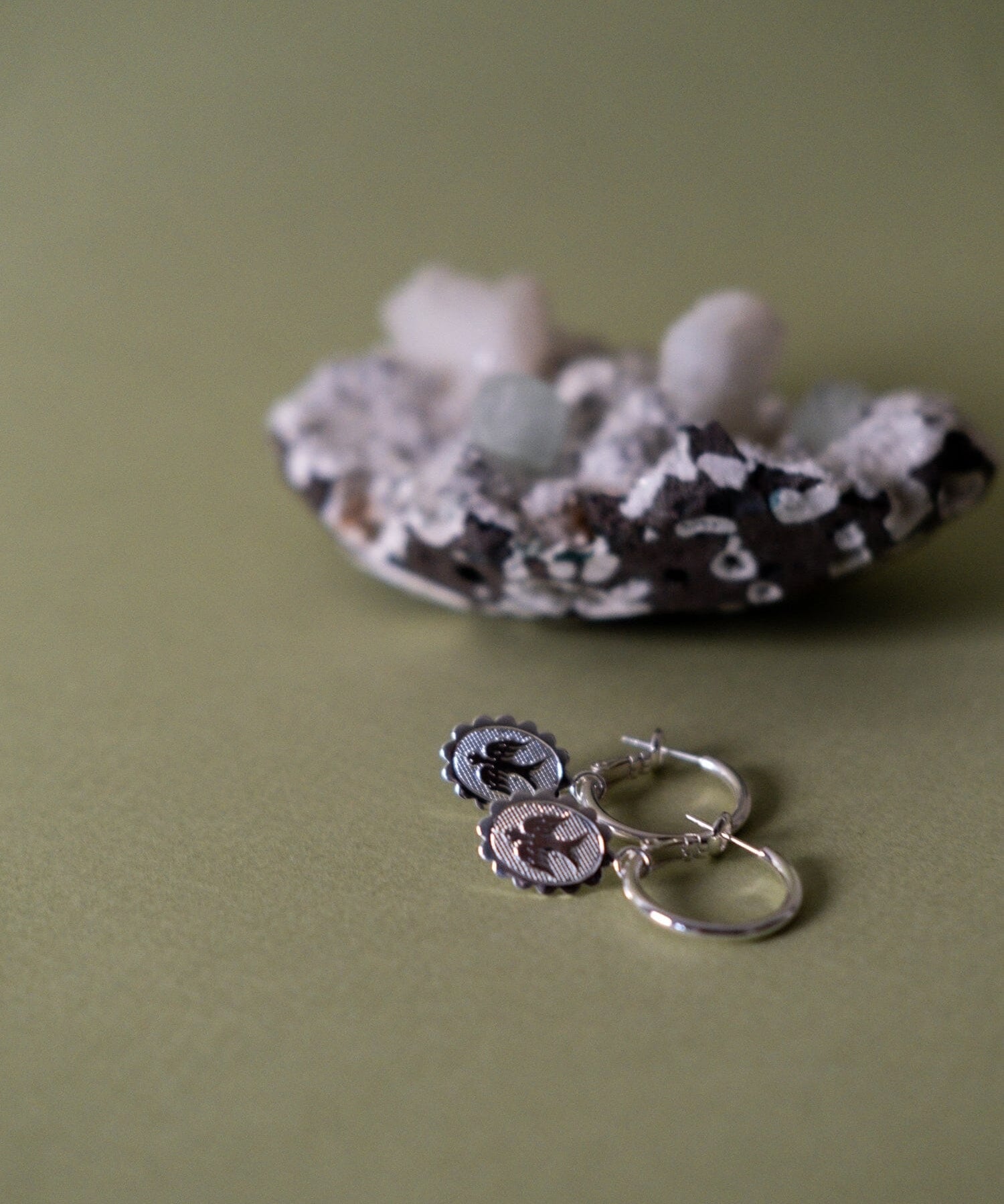 Mini Créoles Thémis Colombes Argent Boucles d'Oreilles Monsieur Simone