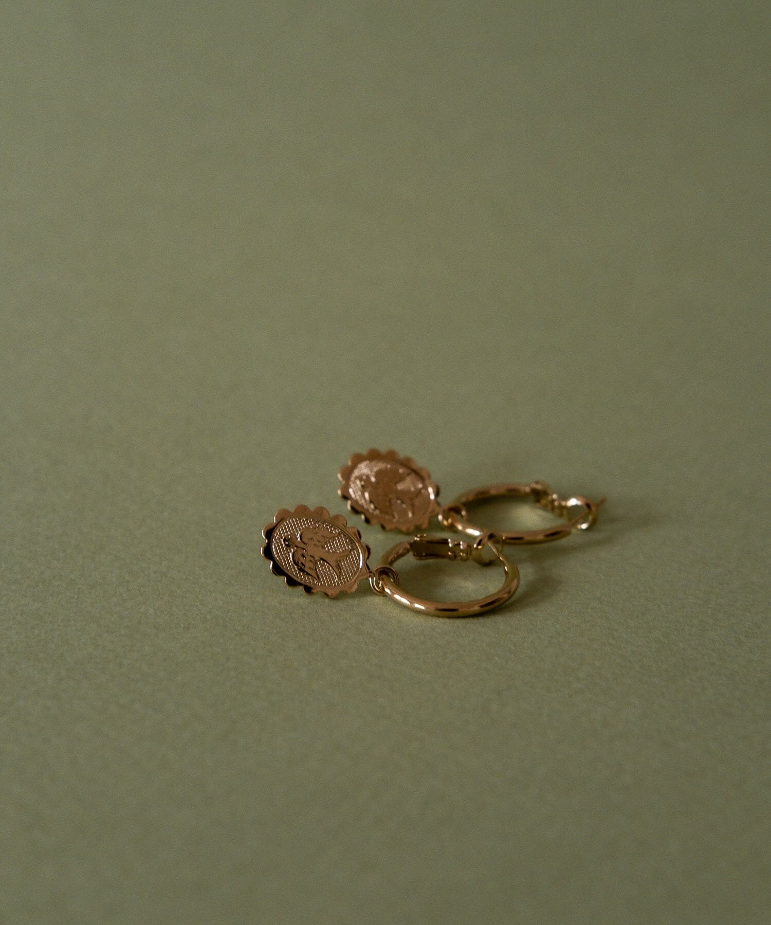 Mini Créoles Thémis Colombes Or Boucles d'Oreilles Monsieur Simone