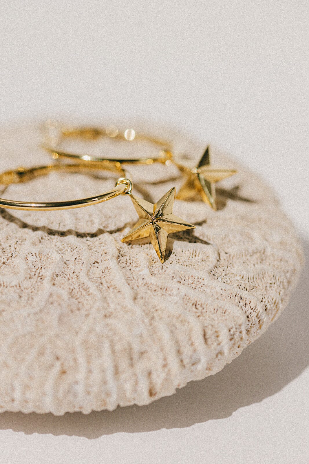 Petites Créoles Raoul Or Étoiles Boucles d'oreilles Monsieur Simone