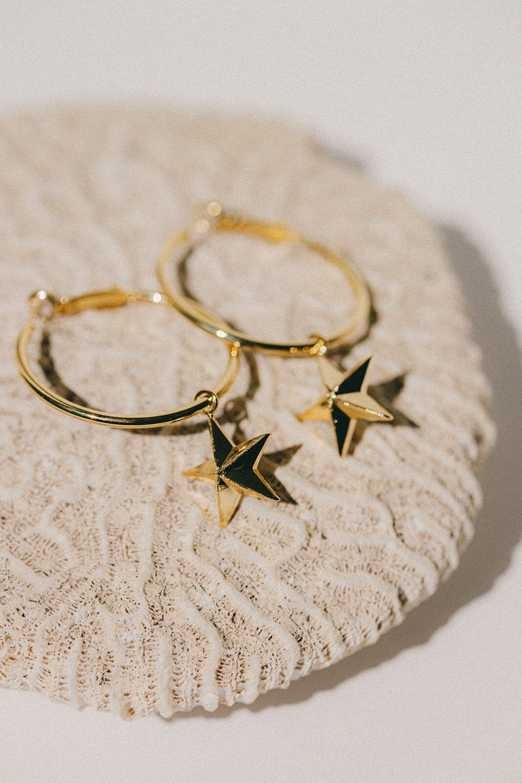 Petites Créoles Raoul Or Étoiles Boucles d'oreilles Monsieur Simone