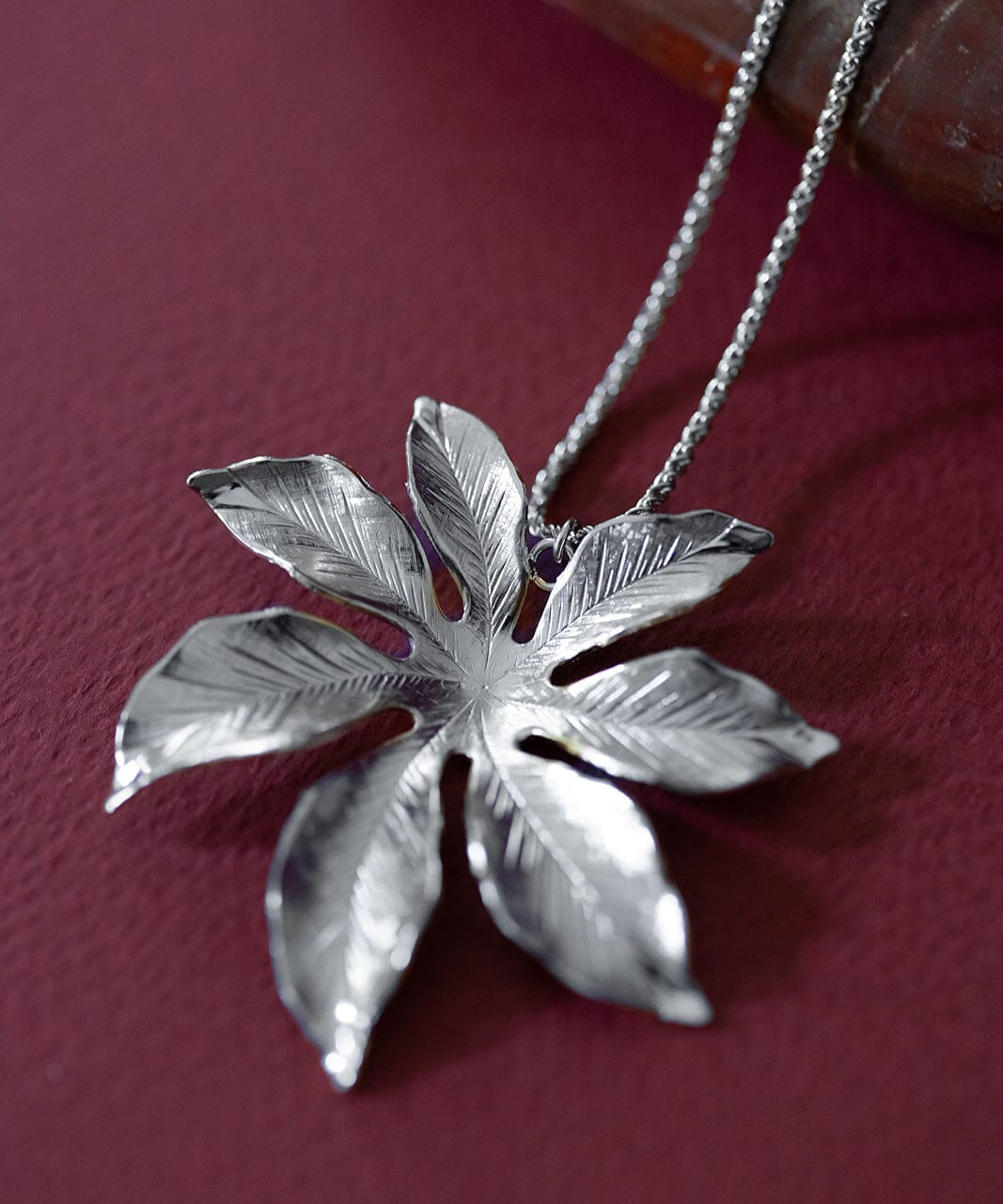 Sautoir Chloris Argent Fleur Colliers Monsieur Simone