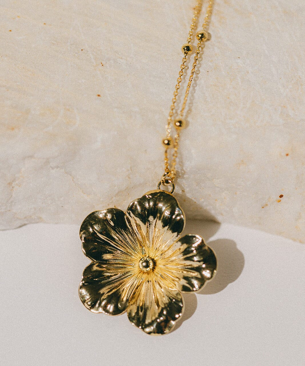 Sautoir Gaïa Or Fleur Colliers Monsieur Simone