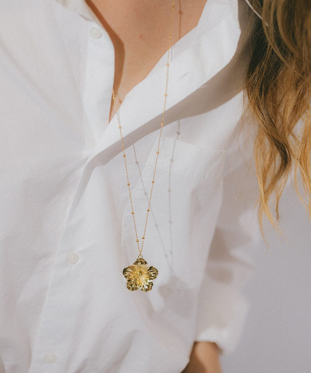 Sautoir Gaïa Or Fleur Colliers Monsieur Simone