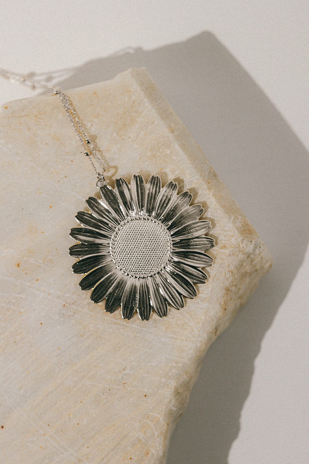 Sautoir Maïa Argent Fleur Colliers Monsieur Simone