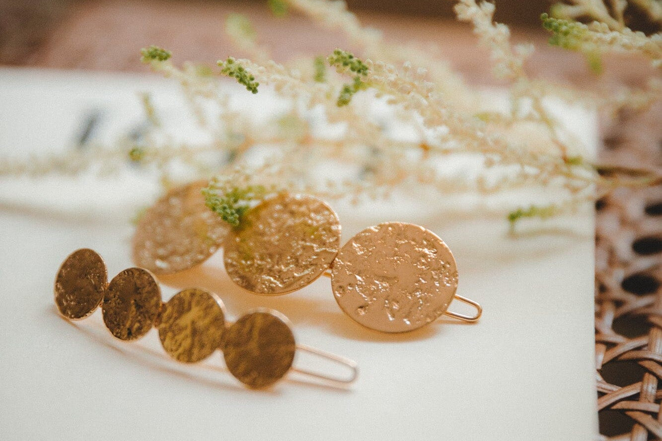 Barrette Hestia Or Ronds Martelés Accessoires Monsieur Simone