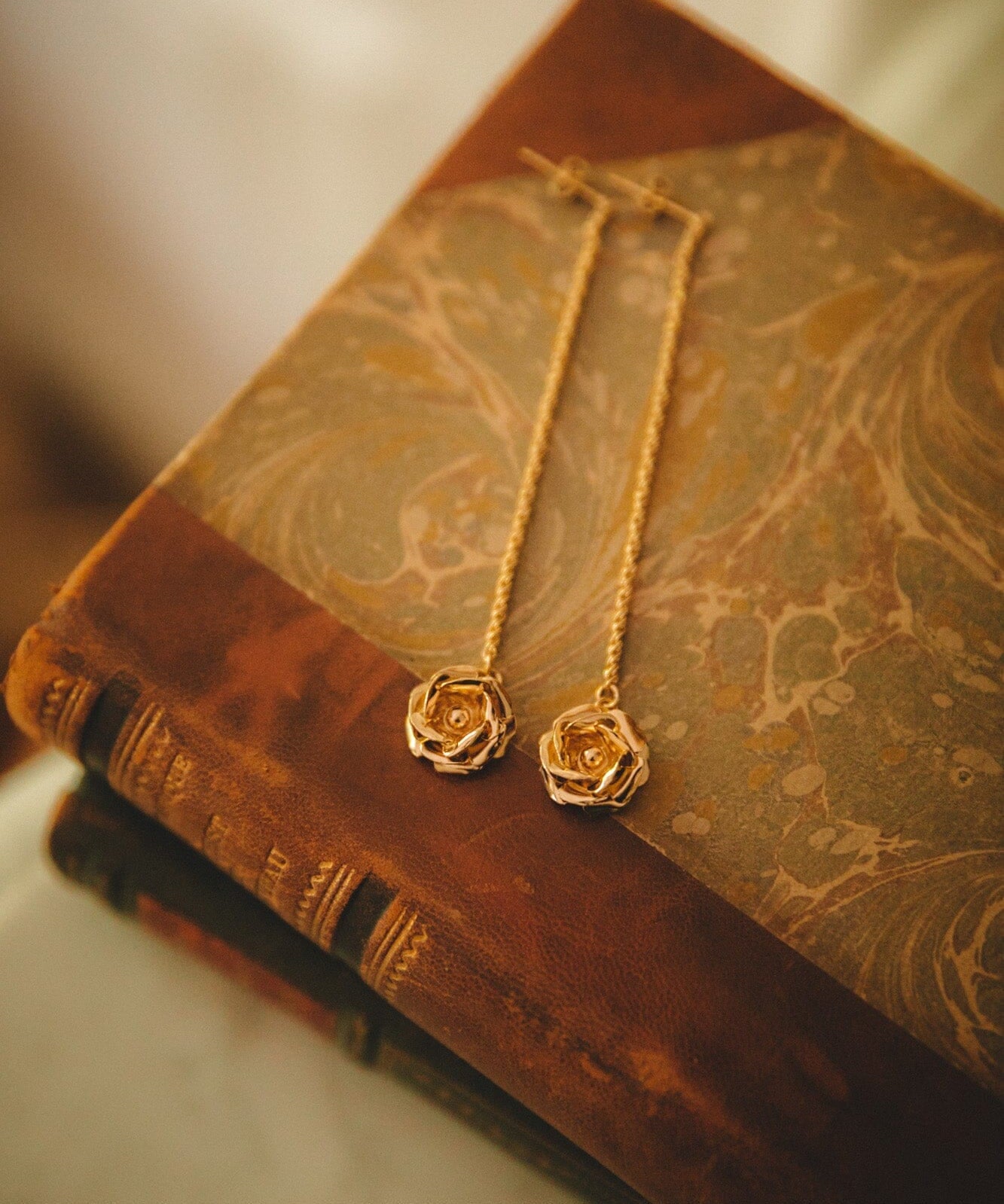 Boucles d'Oreilles Pendantes Aglaé Or Fleurs Boucles d'Oreilles Monsieur Simone