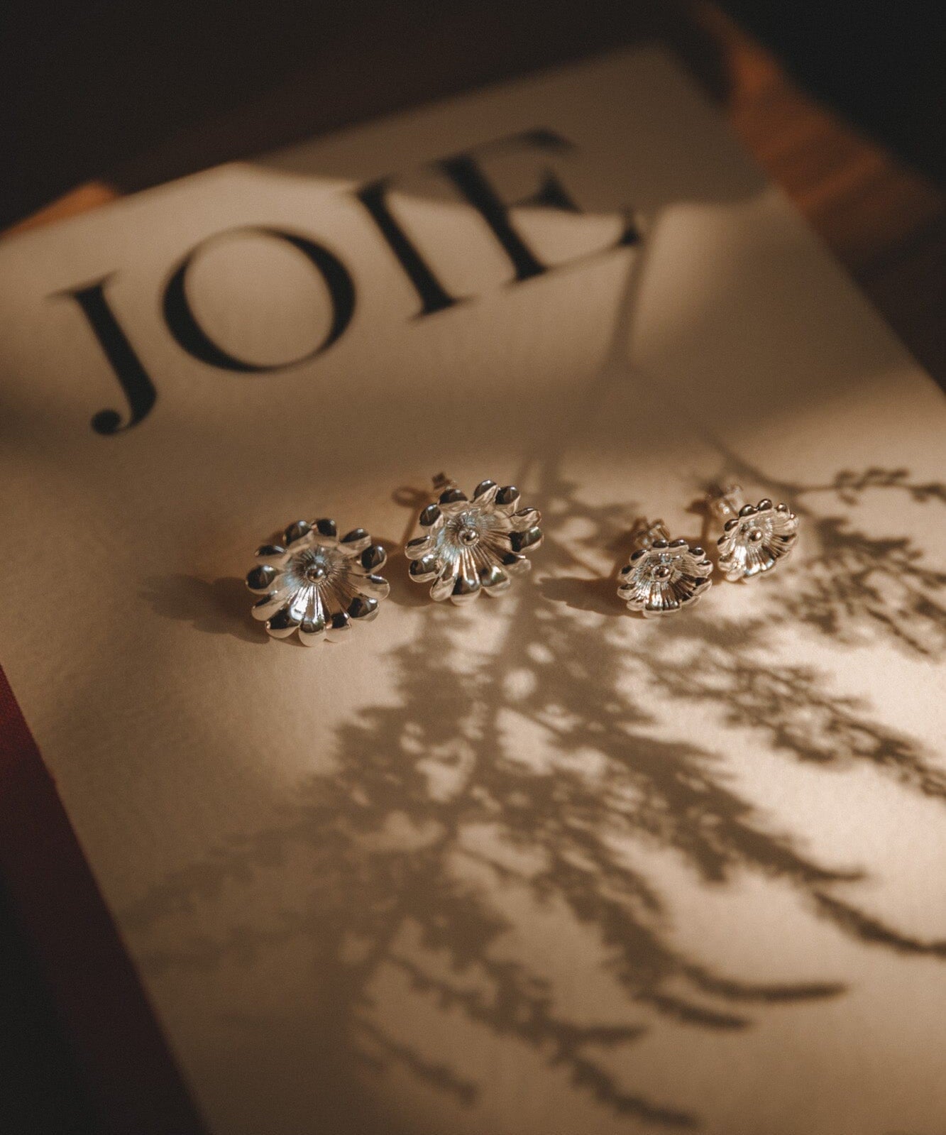 Boucles d'Oreilles Puces Théia Argent Fleurs Boucles d'Oreilles Monsieur Simone