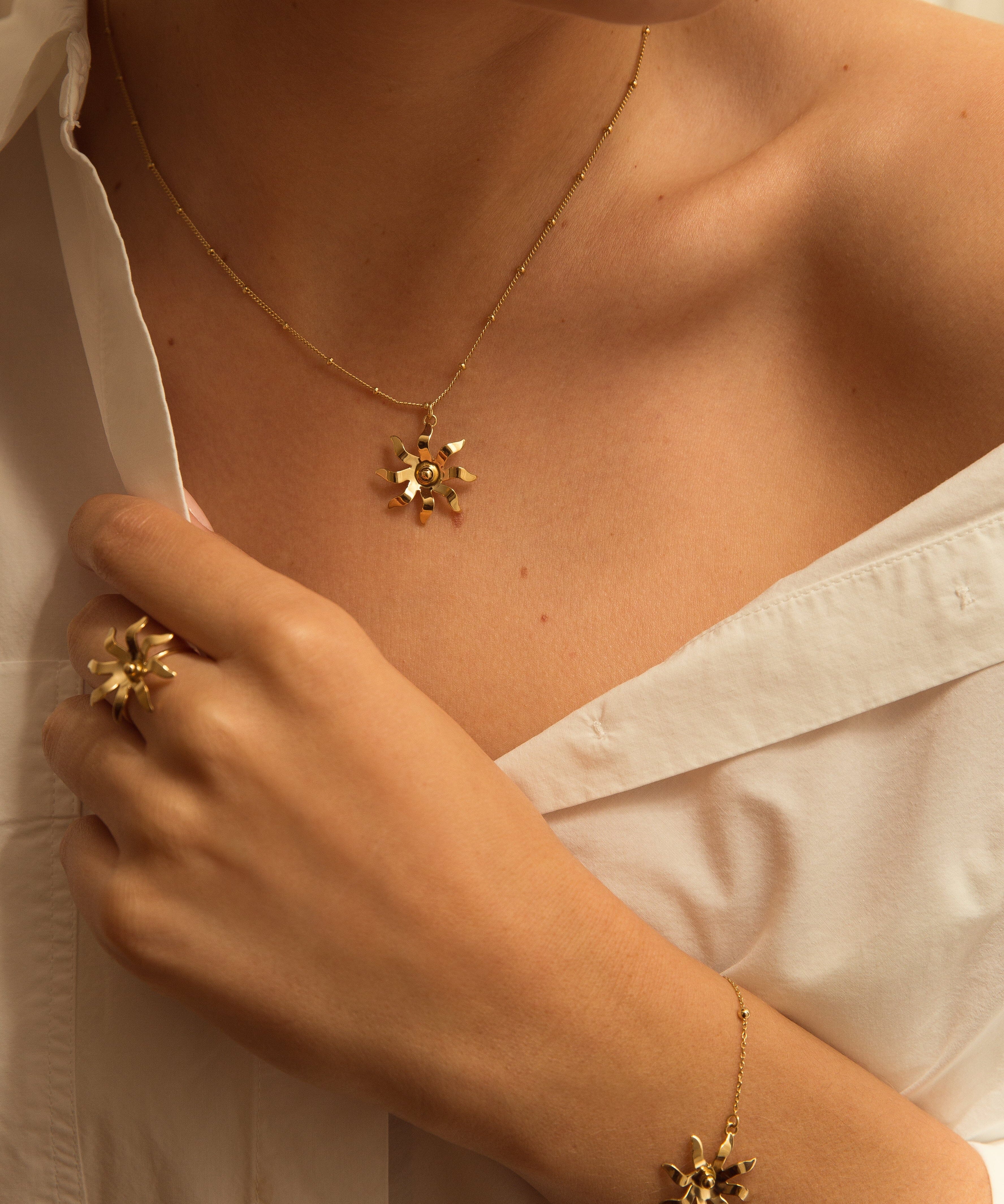 Collier Éos Or Soleil Colliers Monsieur Simone