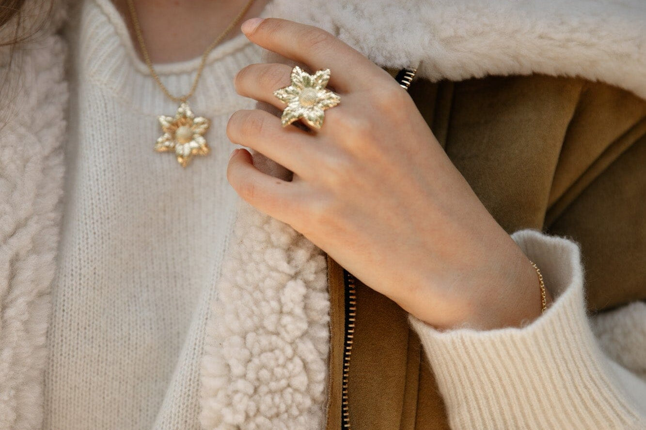 Collier Hespéris Or Fleur Colliers Monsieur Simone