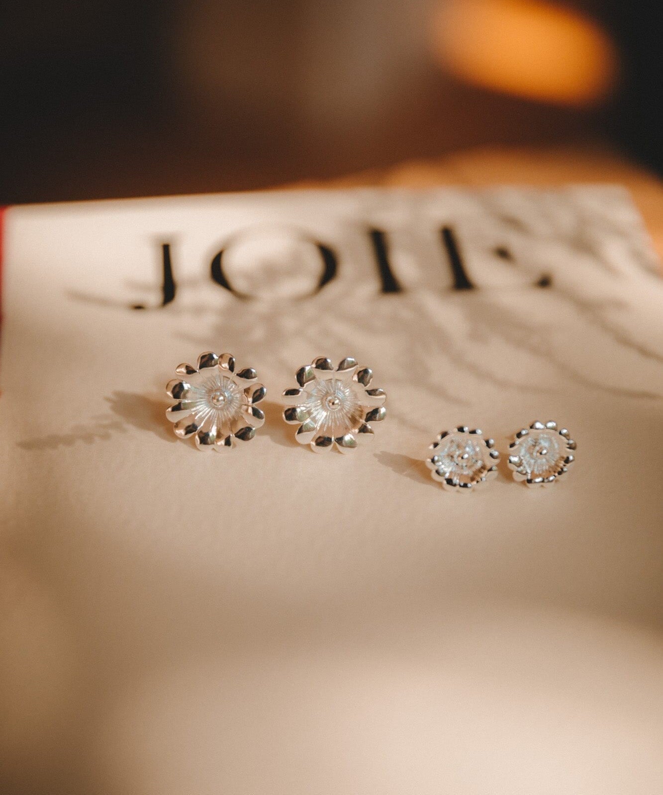 Maxi Boucles d'Oreilles Puces Théia Argent Fleurs Boucles d'Oreilles Monsieur Simone