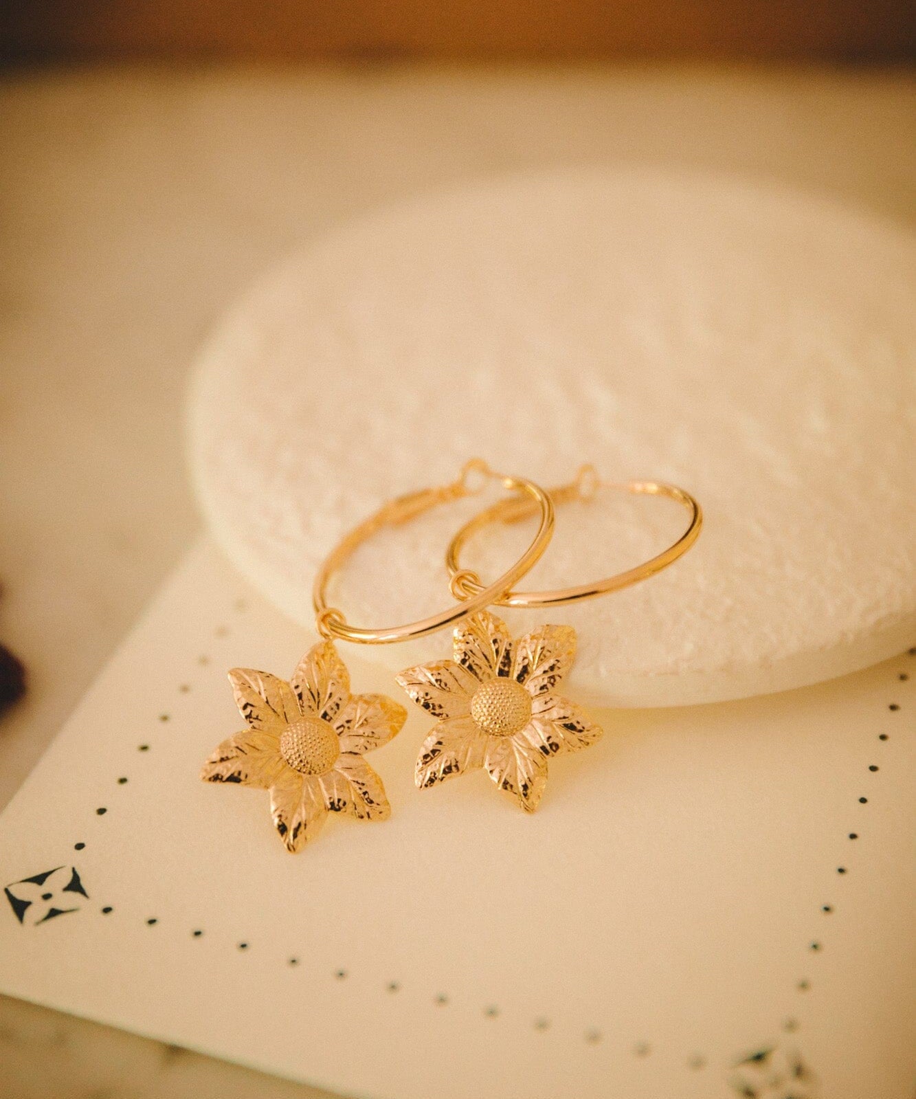 Petites Créoles Hespéris Or Fleurs Boucles d'Oreilles Monsieur Simone